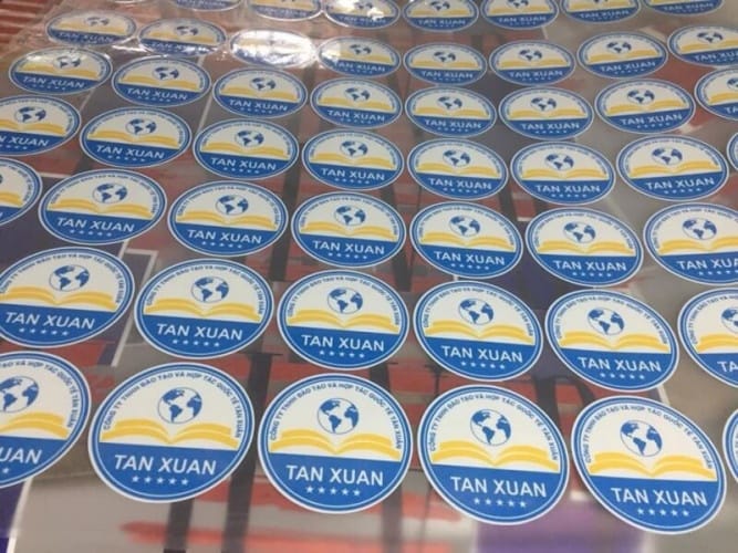 in decal quận 5