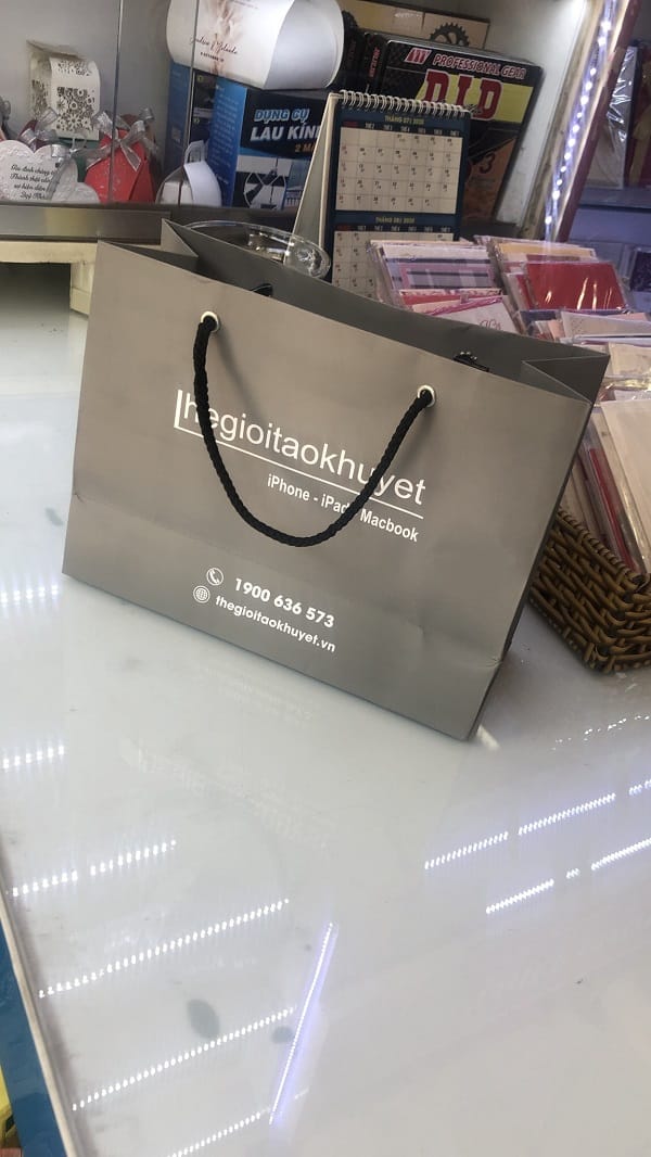 Mẫu 1. Túi giấy được in ấn bởi Xưởng In Hạnh Phúc
