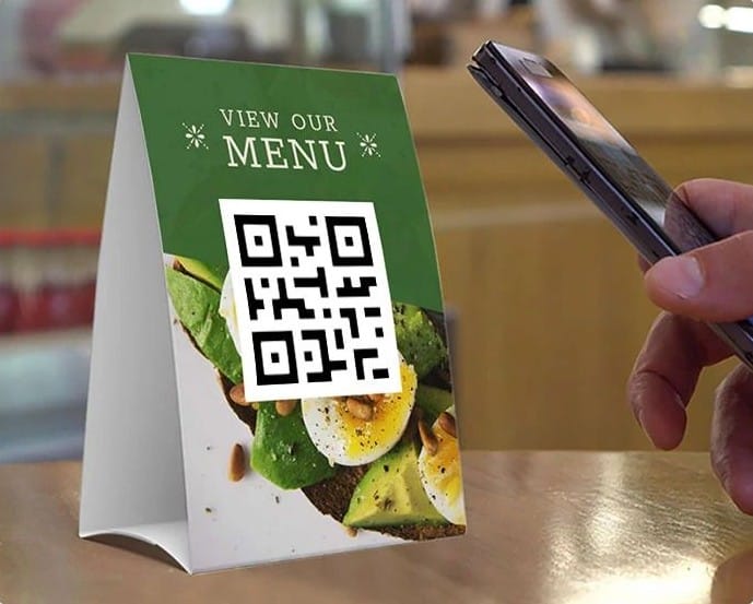 Thiết kế menu để bàn tích hợp QR Code